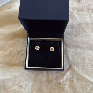 2 carat lab grown diamond earrings, 14k solid white gold posts - authenticated!